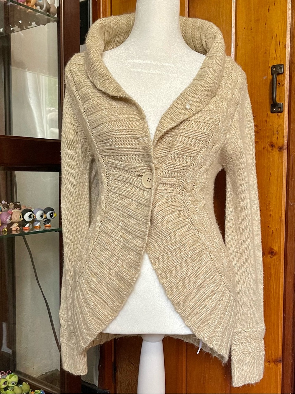 Beige Cream Tan Acrylic Knit Cardigan Sweater Button Detail Size S